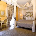 Achtis Hotel